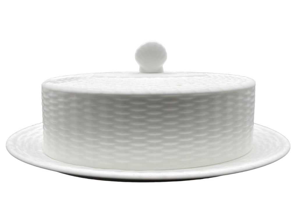 WEDGEWOOD NANTUCKET BASKET COVERED BUTTER DISH (1 of 3)