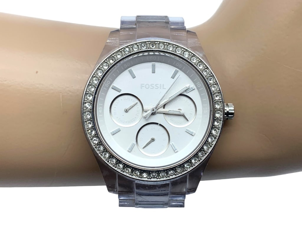 FOSSIL WOMENS JEWELED CLEAR LUCITE WRIST WATCH (1 of 4)