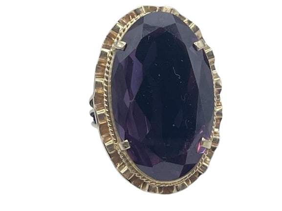 STUNNING 14K GOLD AND AMETHYST RING SZ 9 (1 of 6)