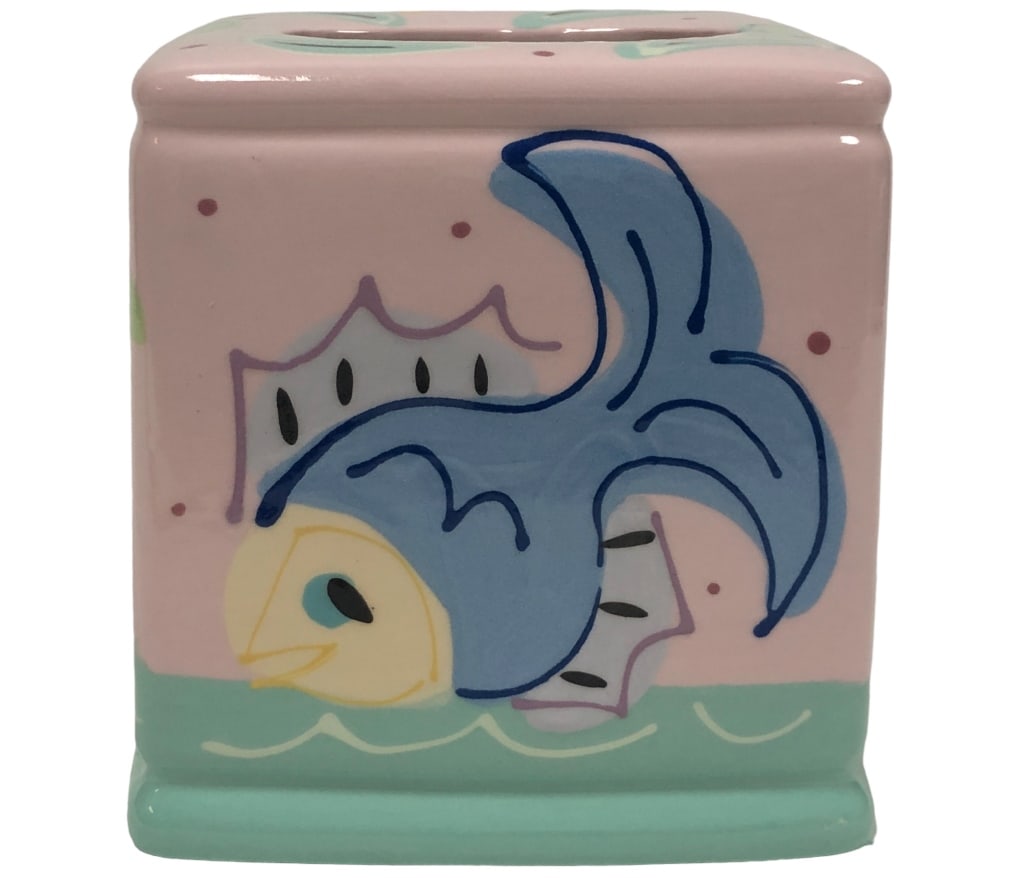 VTG TROPICAL SUSAN PAINTER POTTERY TISSUE HOLDER: -SIGNED SUSAN PAINTER POTTERY TISSUE HOLDER -VERY GOOD PRE-OWNED CONDITION-HAND PAINTED-AG92923