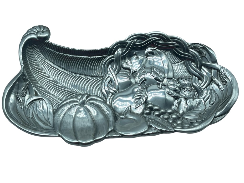 LENOX PEWTER AUTUMN MOTIF ENTERTAINING PLATTER: LENOX PEWTER AUTUMN MOTIF ENTERTAINING PLATTER