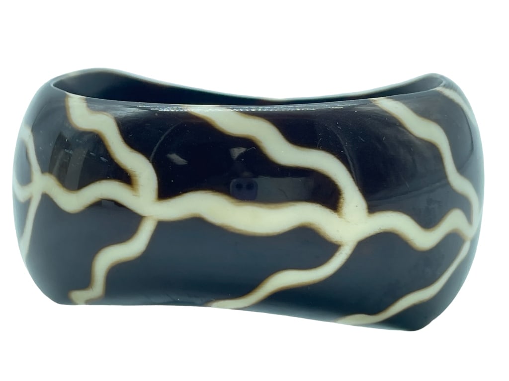 CHUNKY TRIBAL STYLE BANGLE BRACELET 3.5" (1 of 3)
