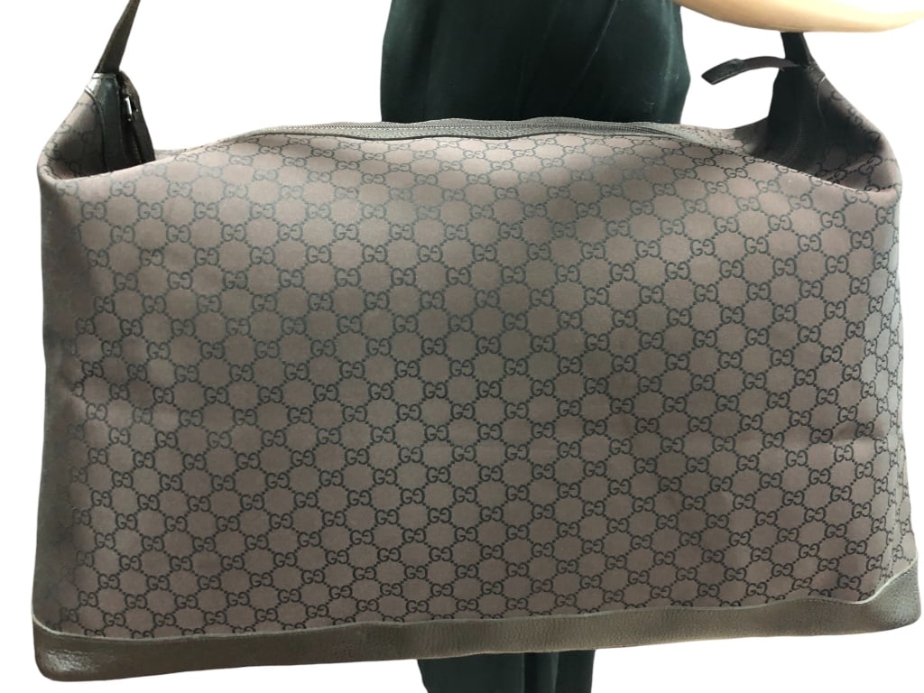 GUCCI MONOGRAMMED LARGE WEEKENDER SHOULDER BAG (1 of 6)