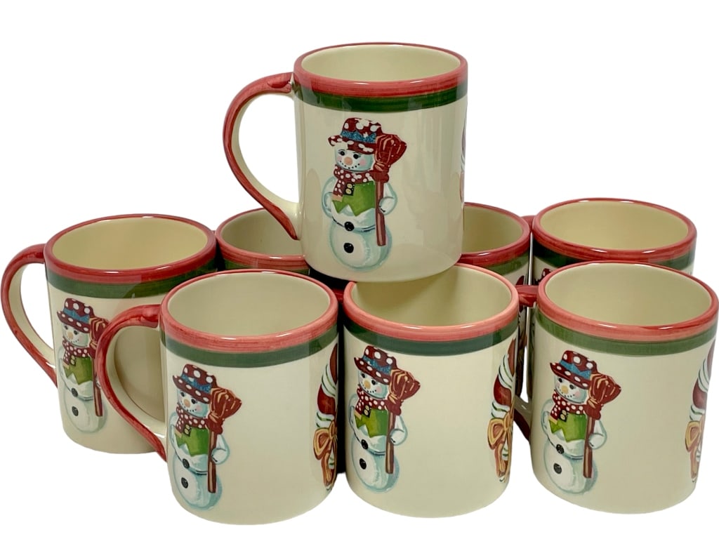 CHRISTOPHER RADKO CHRISTMAS THEMED CUP SET (8): -CHRISTOPHER RADKO - CHRISTOPHER'S TREE PATTERN - CHRISTMAS THEMED CUPS-SET OF (8)-MATCHING PREVIOUS LOTS -JR BTQ DSPLY WND 10/24 Bidders may pick up their items from the auction-house or have their i