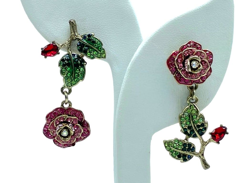 BETSEY JOHNSON GARDEN OF EXCESS ROSE EARRINGS 1.5" (1 of 3)
