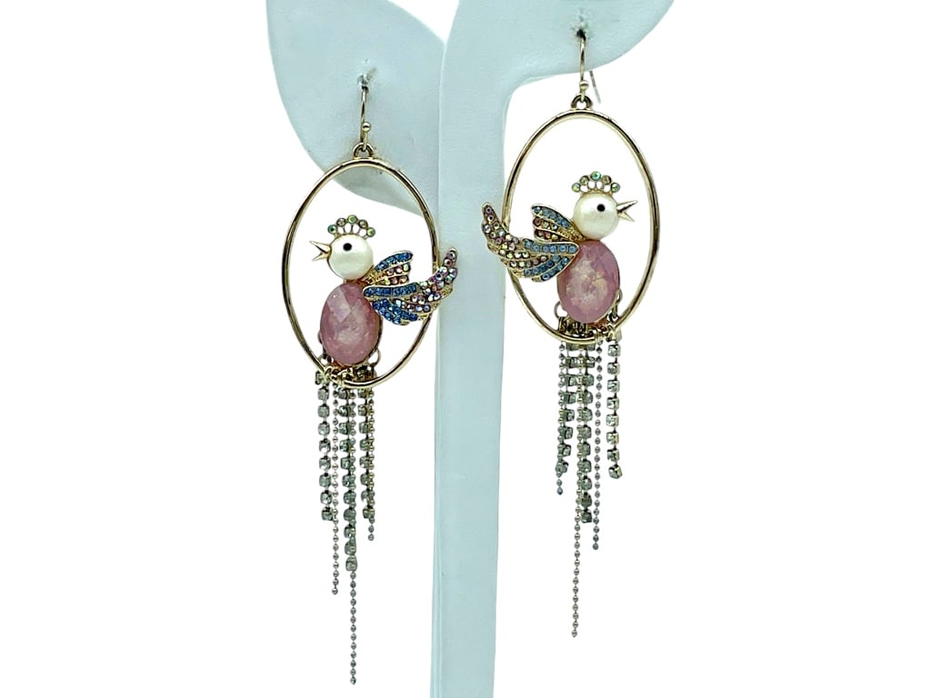 BETSEY JOHNSON BIRD ORBITAL EARRINGS: -Betsey Johnson gold tone stone bird Orbital & chain fringe drop earning -GOOD CONDITION JR SR 10/27