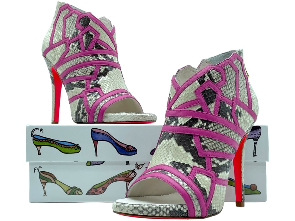 NEW SUECOMMA BONNIE PINK/GREY HEELS $705: NEW SUECOMMA BONNIE PINK/GREY HEELS $705 -NEW IN BOX WITH DUST BAG-SZ 38.5-FROM WORTH AVENUE SHOE STORE LIQUIDATION Bidders may pick up their items from the auction-house or have their items shipped.A