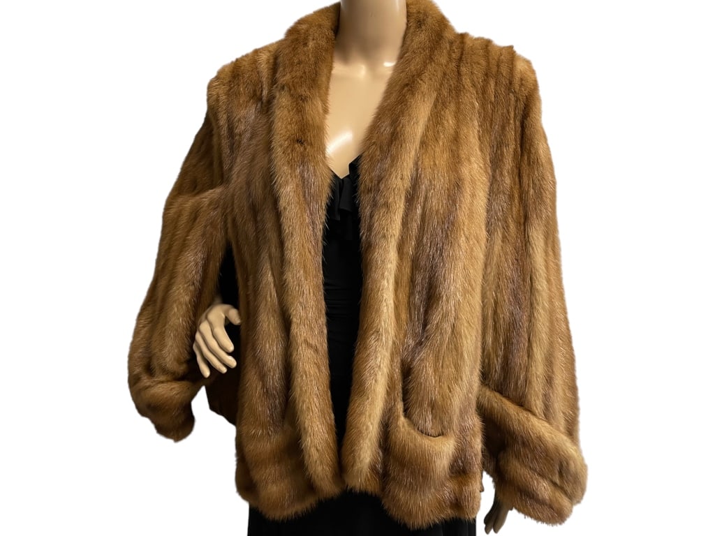 VTG WOMENS SZ: M MINK FUR SHAWL COAT 31" (1 of 3)