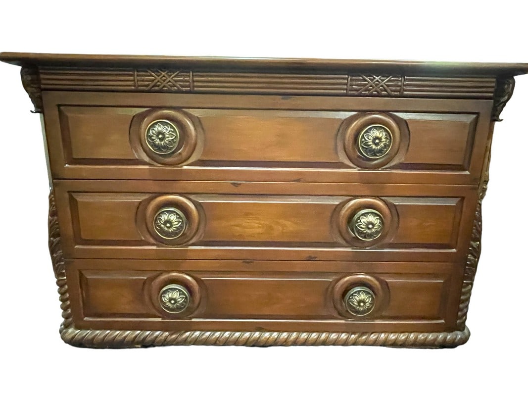 TOMMY BAHAMA STYLE CHEST OF DRAWERS DRESSER 45" (1 of 7)