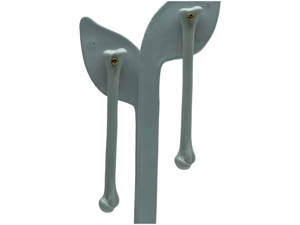 NEW ANDRES GALLARDO CERAMIC BONE EARRINGS 3.25": -NEW ANDRES GALLARDO CERAMIC BONE EARRINGS -NEW IN BOX -SIZE: 3.25"-JR BTQ 11/14