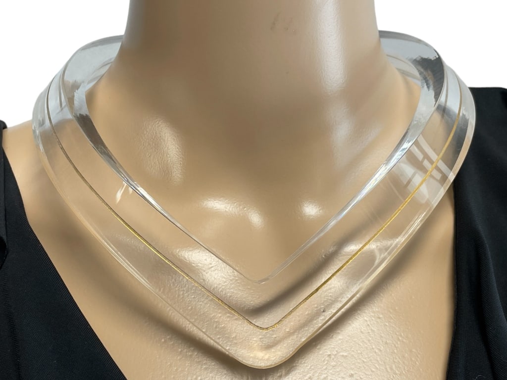 LUCITE COLLAR NECKLACE: -LUCITE STATEMENT COLLAR NECKLACE WITH GOLD ACCENTS-SIZE: 8"D-JR SR 11/16
