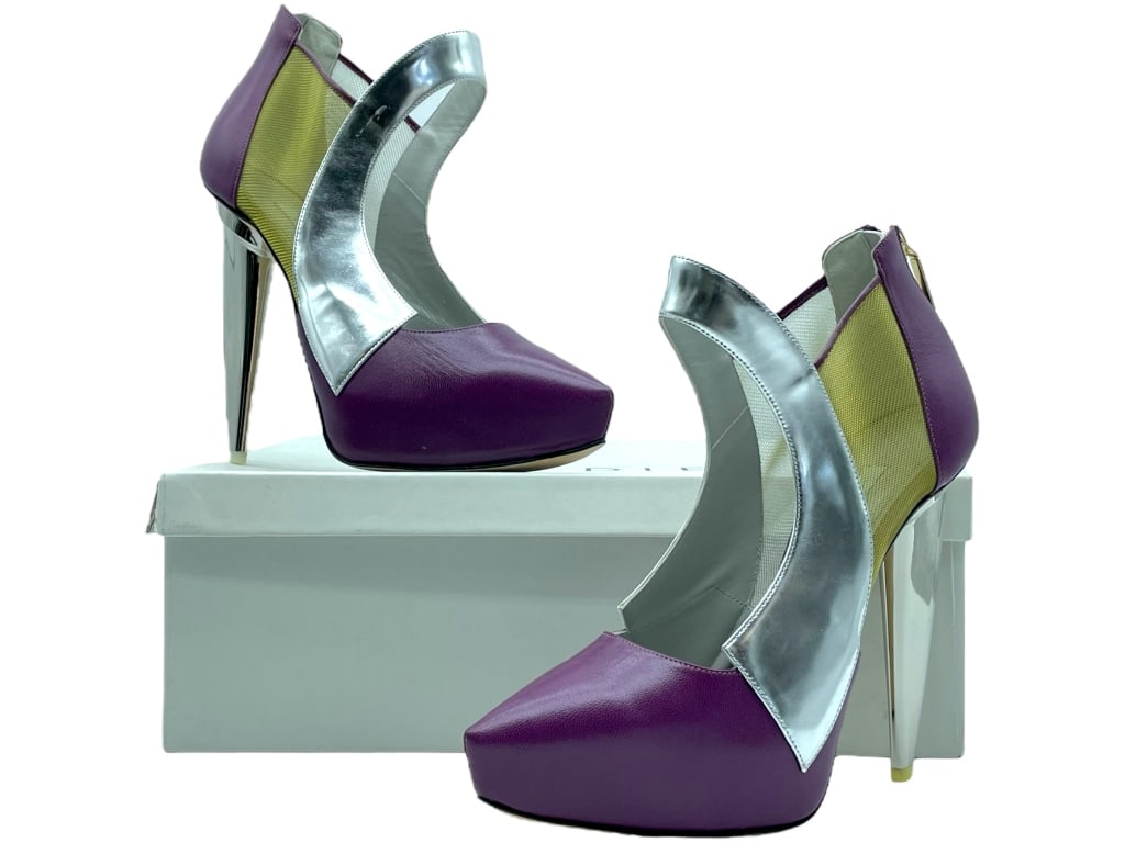 NEW GEO DIEV LION VIOLET SEXY STILETTO HEELS $1125: NEW GEO DIEV LION VIOLET SEXY STILETTO HEELS $1125-WORTH AVENUE STORE LIQUDATION SALE-INCLUDES DUST BAGRETAIL $1100SZ 37