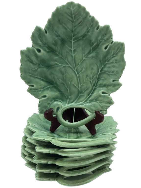DODIE THAYER STYLE GREEN LEAF CERAMIC SALAD PLATES (1 of 6)