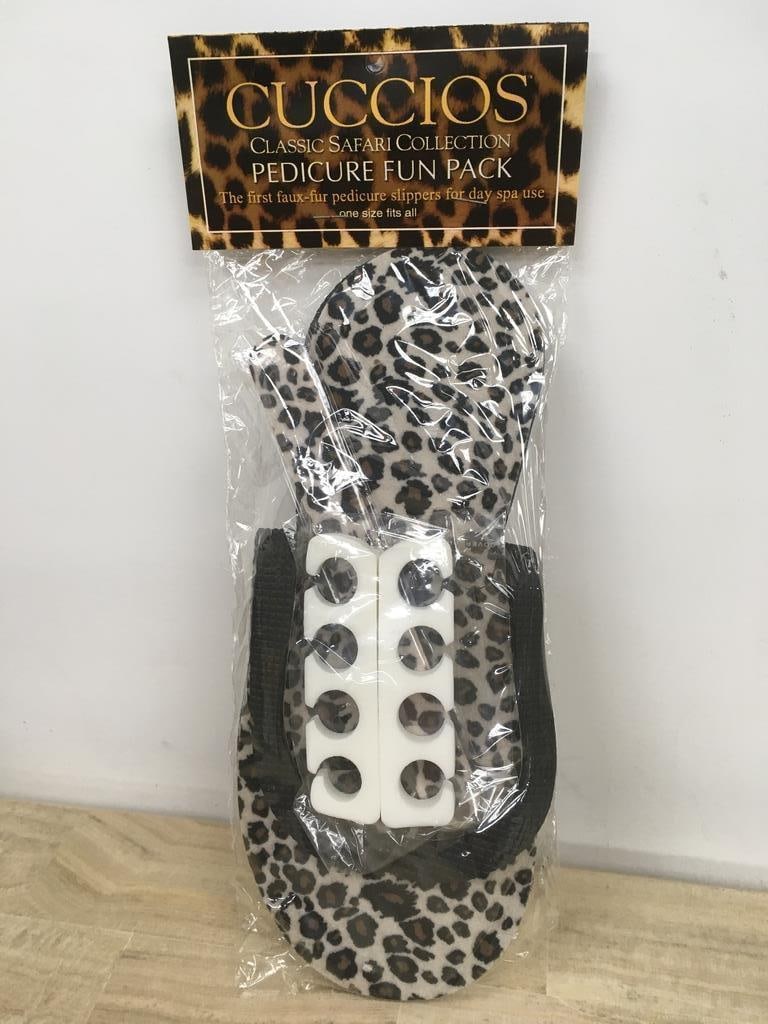 PEDICURE FUN PACK...SO MUCH FUN! ONE SIZE FITS ALL (1 of 5)