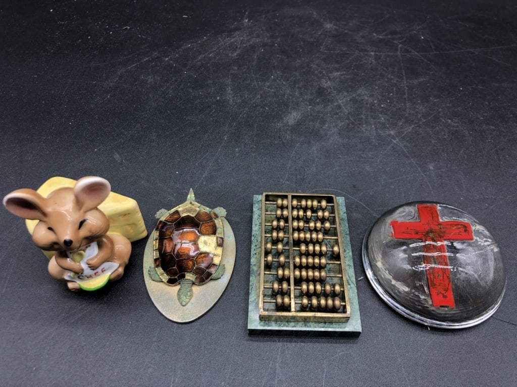 MOUSE, TURTLE, CRIBBAGE BOARD & CROSS PAPERWEIGHT (1 of 2)