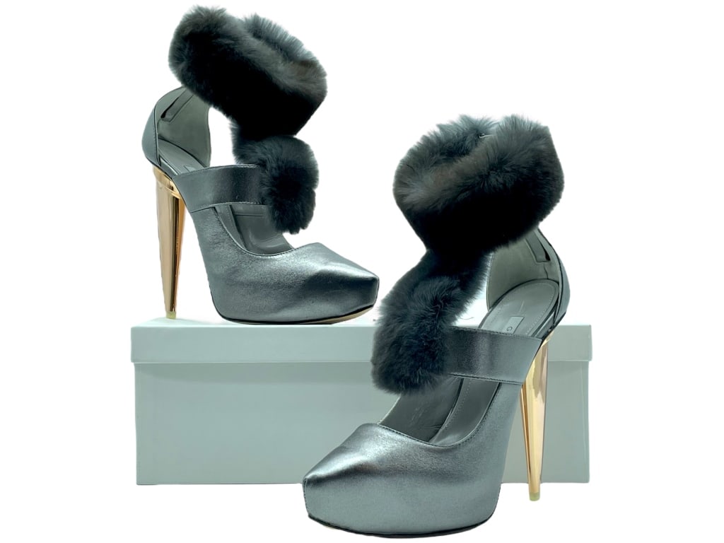 NEW GIO DIEV VIGO FUR STILETTO HEELS $1150: NEW GIO DIEV VIGO FUR STILETTO HEELS $1150GUN METAL COLORED-BRONZE COLOR HEEL-NEW IN BOX WITH DUST BAG-5 "HEEL-MADE IN ITALY-SZ 39-RETAIL $1150