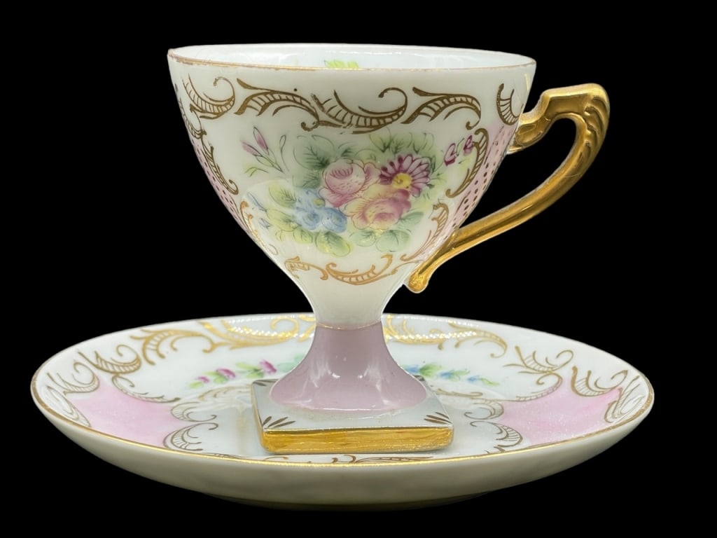 VTG HAND PAINTED JAPAN PEDESTAL TEA CUP & SAUCER: VINTAGE HAND PAINTED JAPAN PEDESTAL TEA CUP & SAUCER