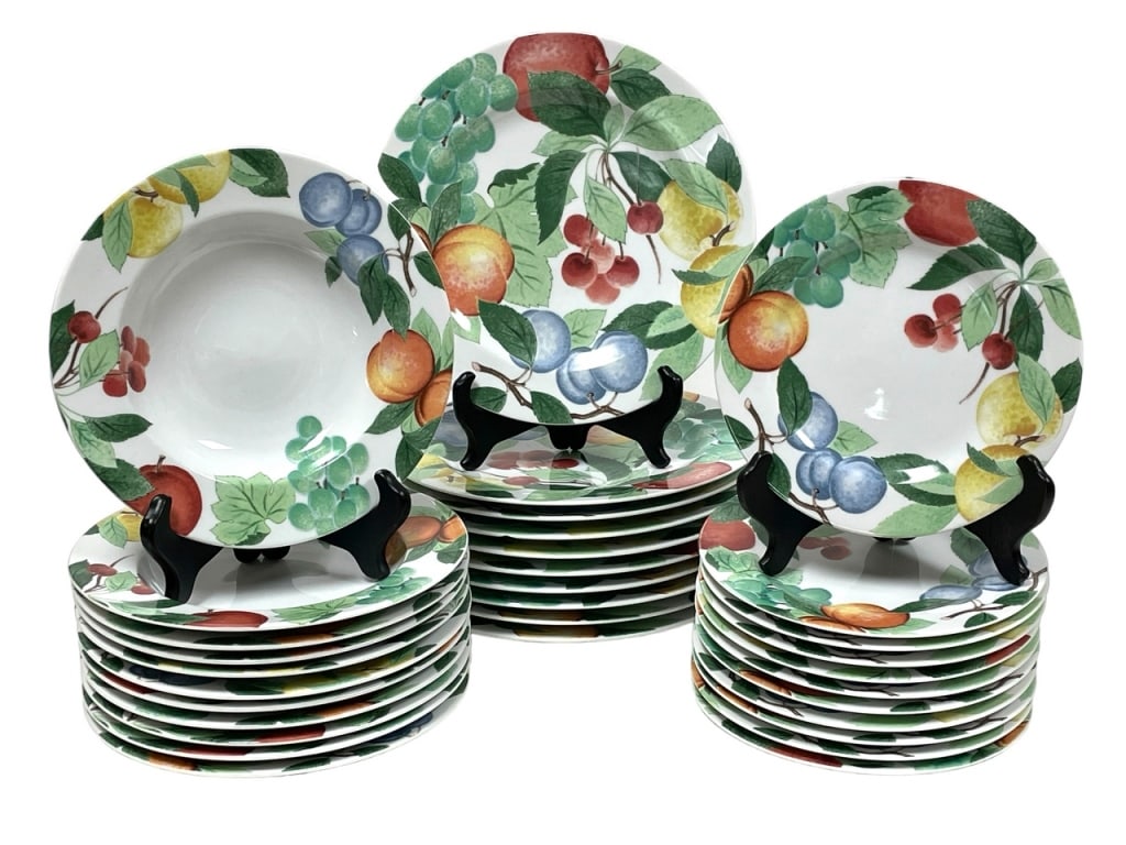 32 PC STUDIO NOVA ORCHARD TABLEWARE CHINA SET (1 of 4)