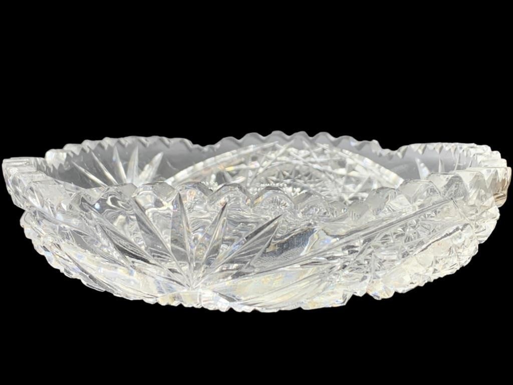 VTG IMPERIAL GLASS STYLE THICK CUT CANDY DISH 6": -VTG IMPERIAL GLASS STYLE THICK CUT CANDY DISH 6"-JR GLRY 11/10