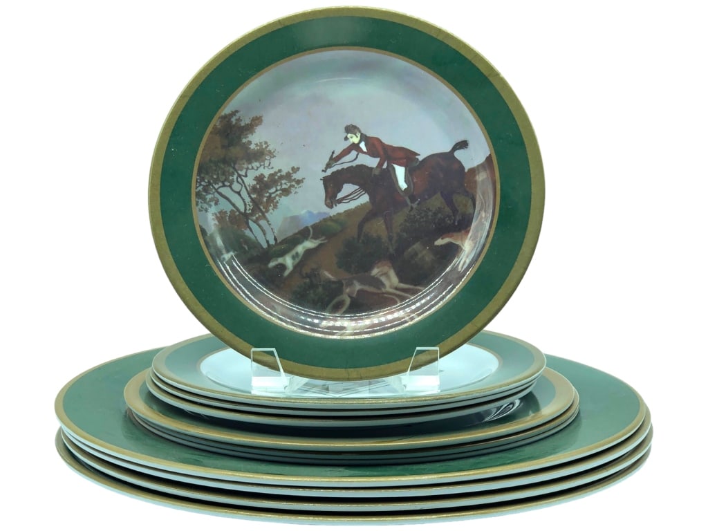 NEW SET OF 12 VINTAGE EQUESTRIAN PLATES $184 (1 of 3)
