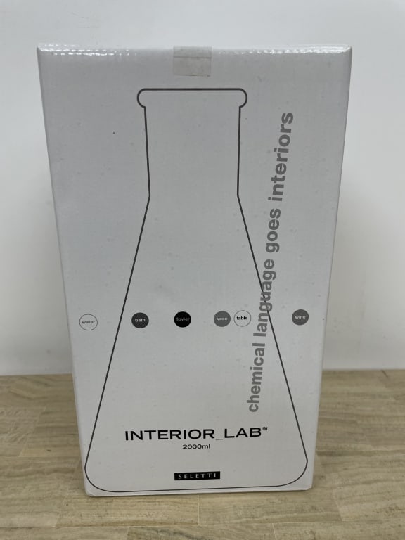 SELETTI INTERIOR LAB 2000 ML  CARAFE NIB (1 of 1)