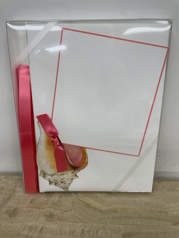 SARA LECLERE PACKAGE OF SEA SHELL STATIONARY: SARA LECLERE PACKAGE OF SEA SHELL STATIONARY -10 SHEETS/10 ENVELOPES-NEW IN PACKAGE