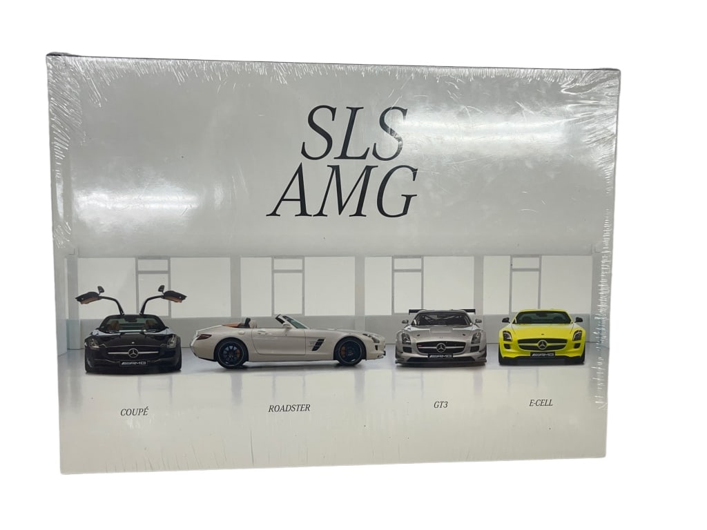 NEW SLS AMG MERCEDES BOOK NEW IN PACKAGE (1 of 1)