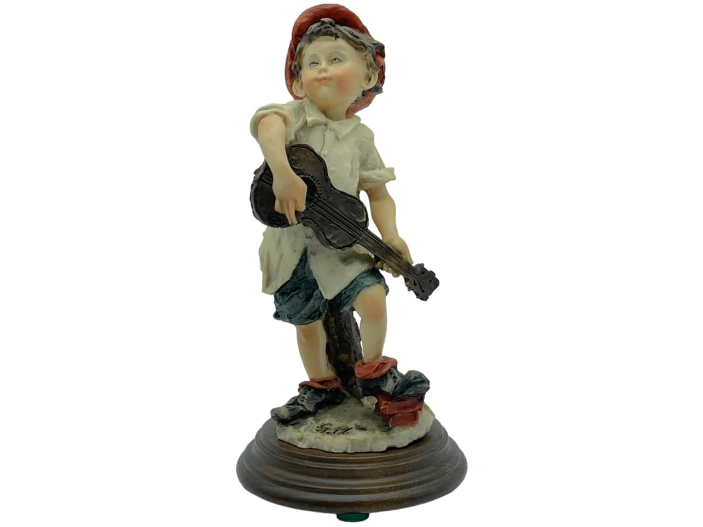 GIUSEPPE ARMANI ITALIAN GUITAR BOY FIGURINE (1 of 6)