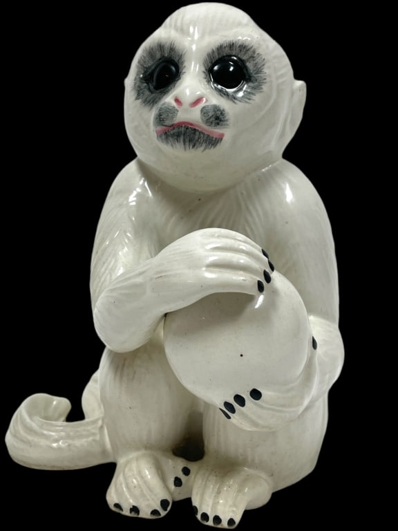 WHITE ITALIAN PORCELAIN CAPUCHIN MONKEY 8" (1 of 5)