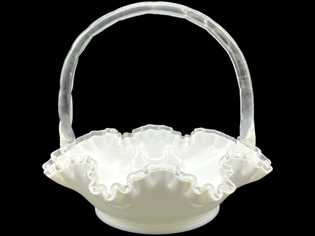 VTG FENTON MILK GLASS 10" BRIDES BASKET (1 of 6)