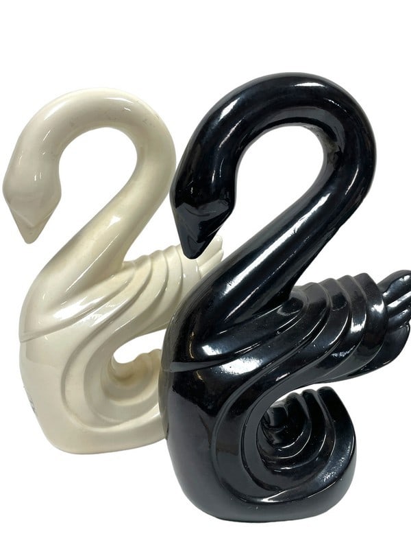 70'S STYLE BLACK AND WHITE SWAN STATUES 14": VINTAGE 70'S STYLE BLACK AND WHITE SWAN STATUES-14" H EACH-VERY GOOD PRE OWNED CONDITION-DP121323 Bidders may pick up their items from the auction-house or have their items shipped. Appointments are r