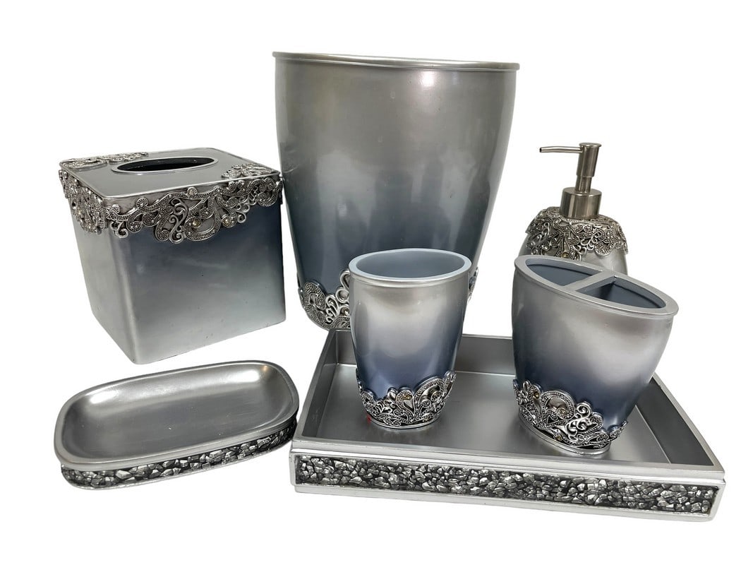 LUXURY SILVER BATHROOM VANITY SET (1 of 2)
