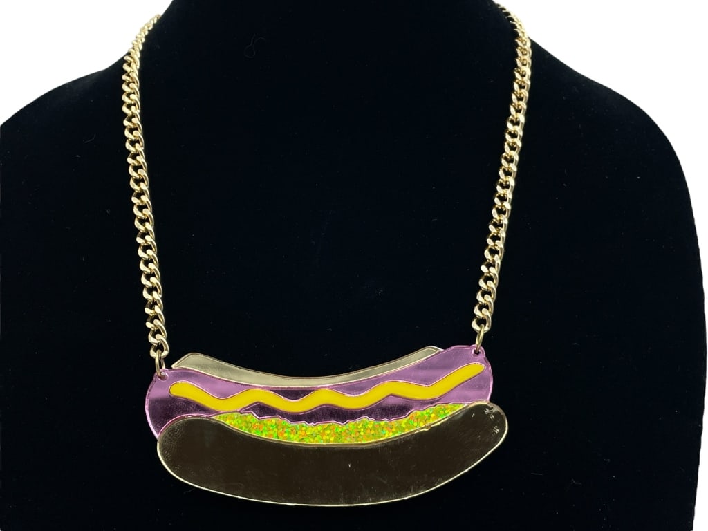 NEW LUCITE HOTDOG NECKLACE 11" $55: NEW LUCITE HOTDOG NECKLACE -SIZE: 11" -$55 -JR SR 12/27