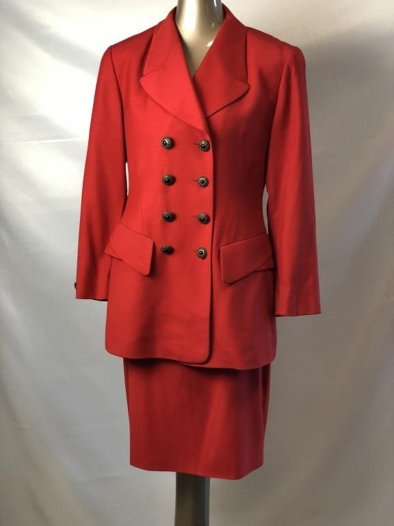 ESCADA WOMENS RED SUIT SIZE 38-40: - ESCADA WOMENS RED SUIT SIZE 38-40 - MADE IN GERMANY | BLAZER SIZE 40/SKIRT SIZE 38