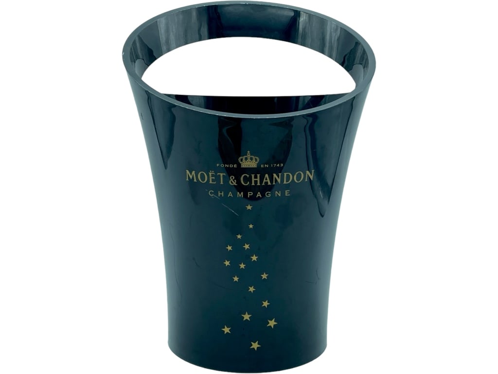MOET CHAMPAGNE BUCKET 12": -MOET ACRYLIC CHAMPAGNE BUCKET DESIGNED BY JEAN MARC GADY -SIZE: 12" X 8.5" -PREOWNED CONDITON -JR BTQ 01/19 Bidders may pick up their items from the auction-house or have their items shipped. Appoint