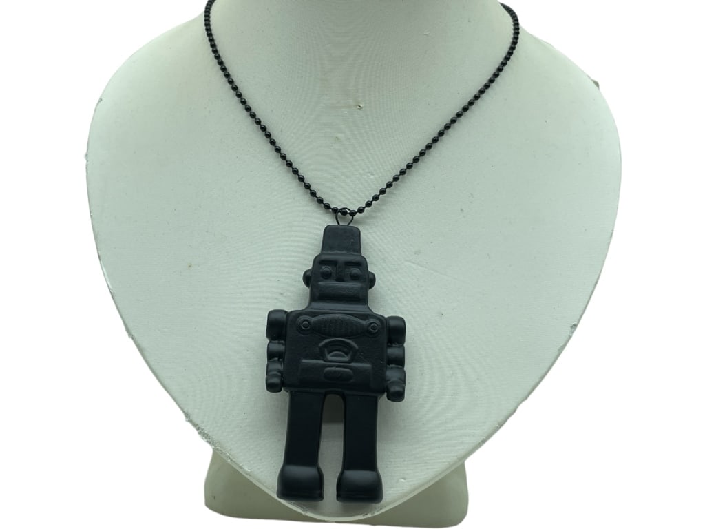 NEW SELETTI FINE CERAMIC CHARM NECKLACE 16": -NEW! SELETTI FINE CERAMIC ROBOT CHARM NECKLACE -SIZE: 16" -NEW -JR BTQ 01/18