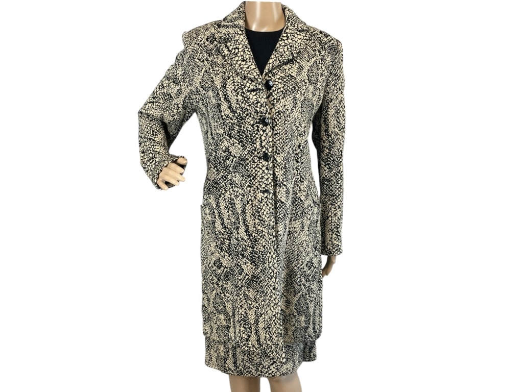 ST JOHN COLLECTION 2 PIECE KNIT OUTFIT SZ 10 (1 of 4)