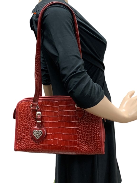 RED LEATHER ALLIGATOR PRINT BRIGHTON HANDBAG (1 of 5)