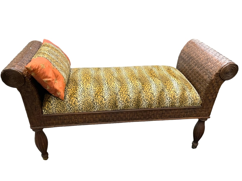 TOMMY BAHAMA STYLE RATTAN CHAISE LOUNGE 47" (1 of 10)