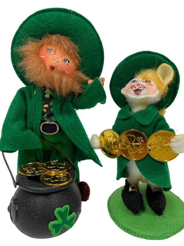 PAIR OF ANNALEE ST. PATRICK IRISH DOLLS 6" (1 of 8)