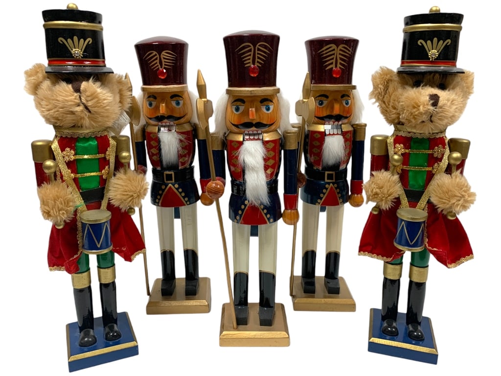 SET OF 5 ASSORTED HOLIDAY NUTCRACKERS 16" (1 of 3)