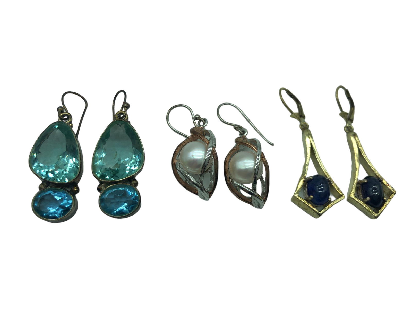 3 PAIRS OF VINTAGE PIERCED EARRINGS (1 of 2)