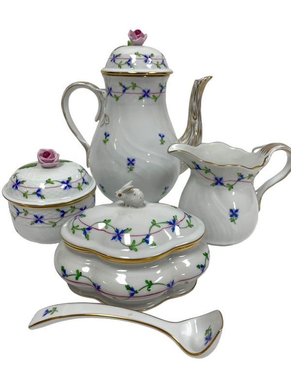 5 PIECE HEREND BLUE GARLAND COFFEE SERVING SET (1 of 12)