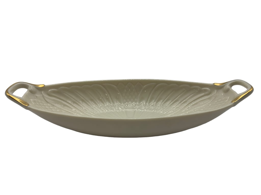 VINTAGE LENOX MONACO HANDLED OBLONG DISH 11": -VINTAGE LENOX MONACO HANDLED OBLONG DISH 11" -GOOD PREOWNED CONDITION-ST TT 3/7/24