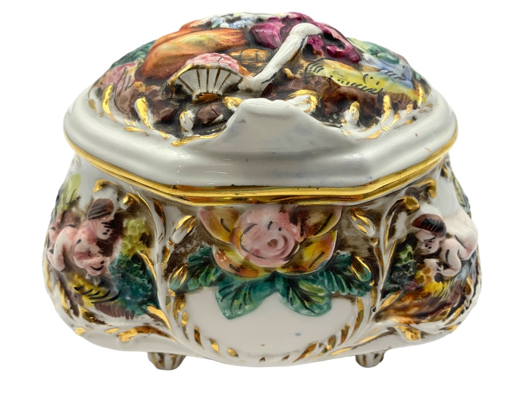 KERAMOS CAPODIMONTE PORCELAIN BOX ITALY (1 of 6)