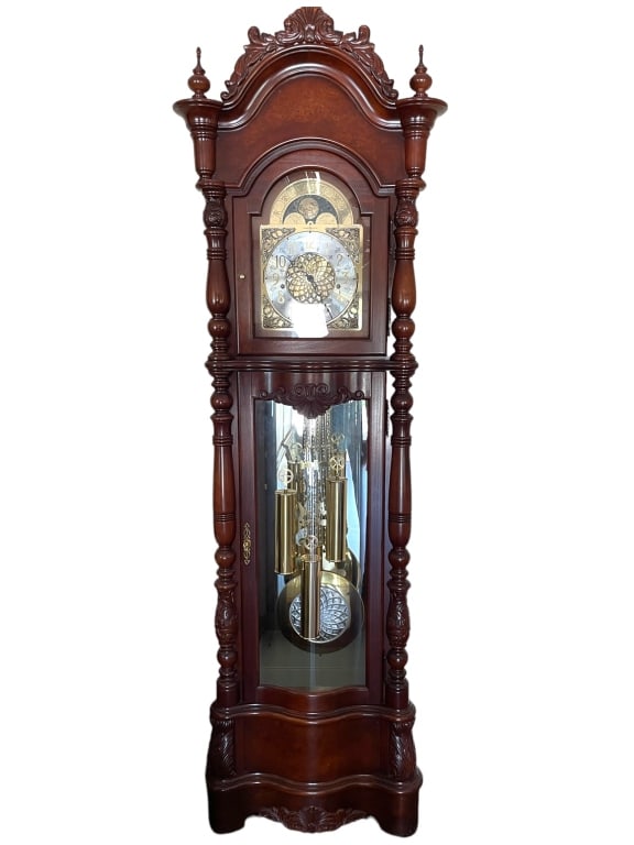 HOWARD MILLER VERONICA GRANDFATHER CLOCK 87": HOWARD MILLER VERONICA GRANDFATHER CLOCK-87" x 22" x 13.5" APPROX-VERY GOOD PRE OWNED CONDITION ,MINOR WEAR-DP3824