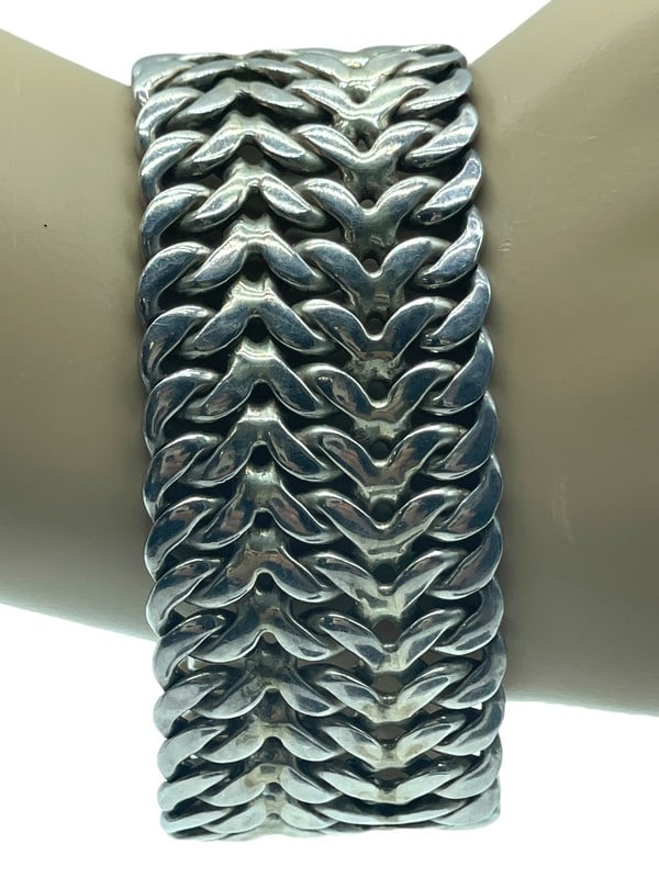 VINTAGE HEAVY  STERLING SILVER BRACELET 122G (1 of 7)