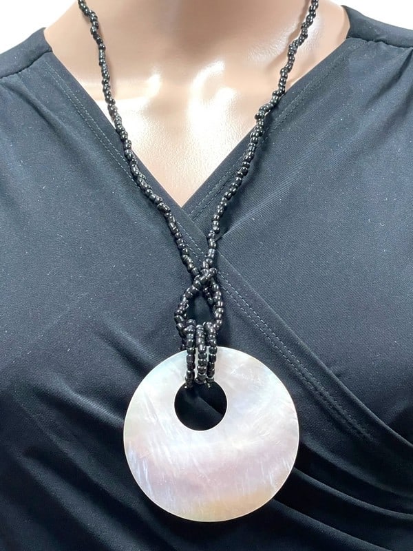 BLACK BEADED NECKLACE W MOTHER OF PEARL PENDANT (1 of 10)