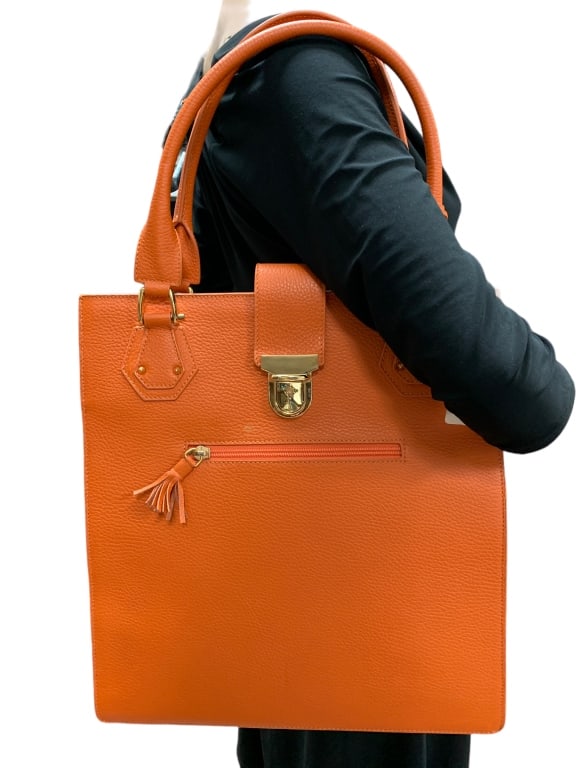 NEW WITH TAGS LALO ORANGE LEATHER HANDBAG (1 of 9)