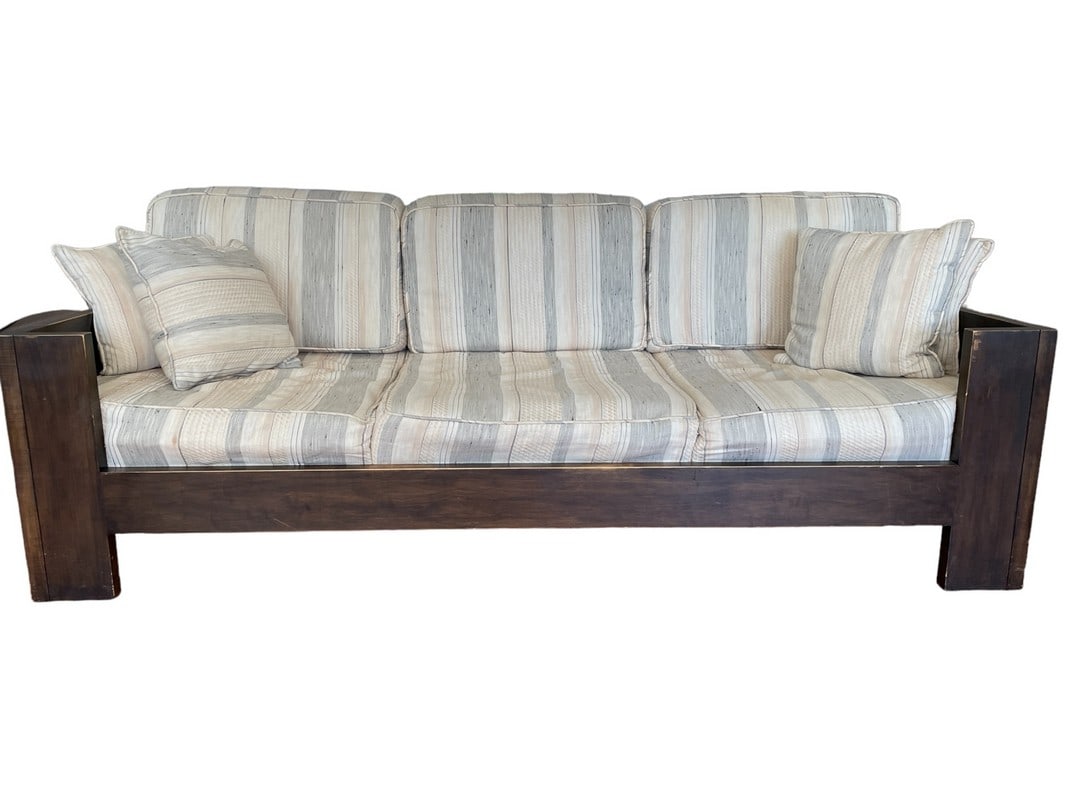 VINTAGE ARTS & CRAFTS MISSION STYLE WOOD SOFA 86": VINTAGE ARTS & CRAFTS MISSION STYLE WOOD SOFA-1 OF 2 -33" X 86" X 34.5" APPROX-VERY GOOD PRE OWNED CONDITION , MINOR WEAR-DP13124 Bidders may pick up their items from the auction-house or have their i